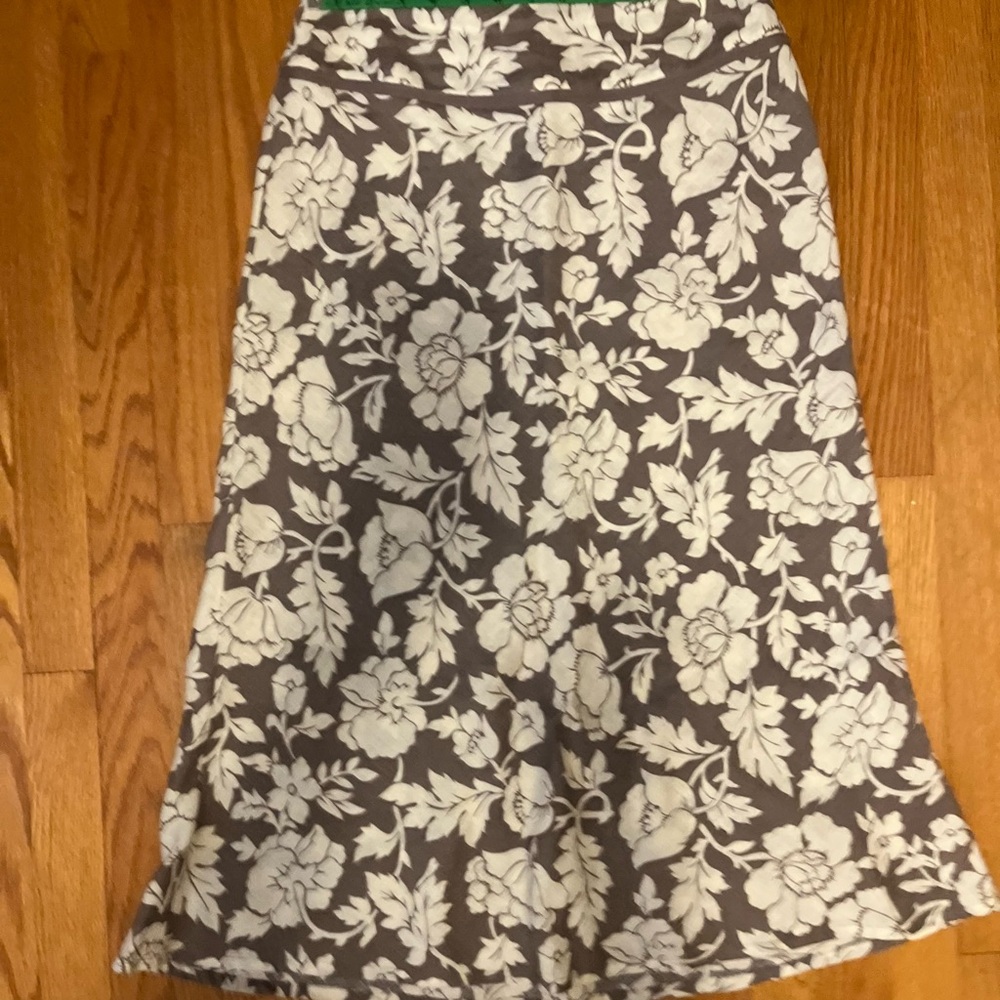 Boden linen skirt Size 8